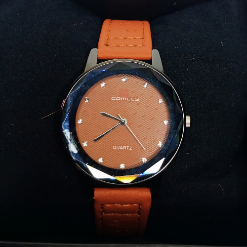 Decent Brown Watch for Women Trendy Leather Strap Watch with Crystal Accents