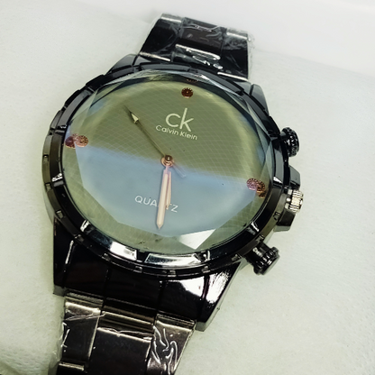 Stylish Watch for Men Elegant Stainless Steel Strap