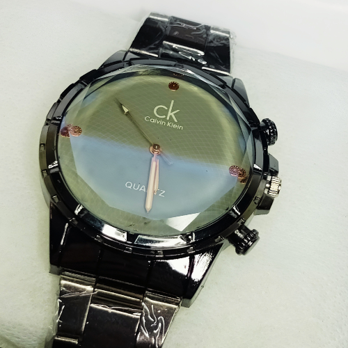 Stylish Watch for Men Elegant Stainless Steel Strap
